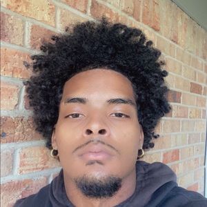 Meet your Posher, Malik